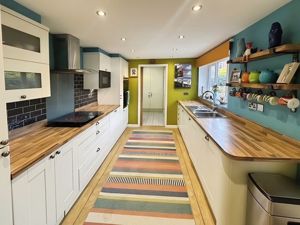 Photo 18- click for photo gallery